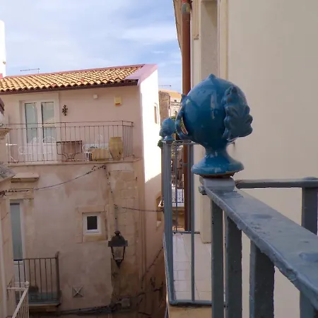 Apartment Caruso Ortigia *